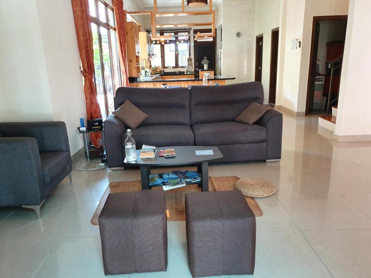 Eden Cosy Living Batu Ferringhi Exterior foto