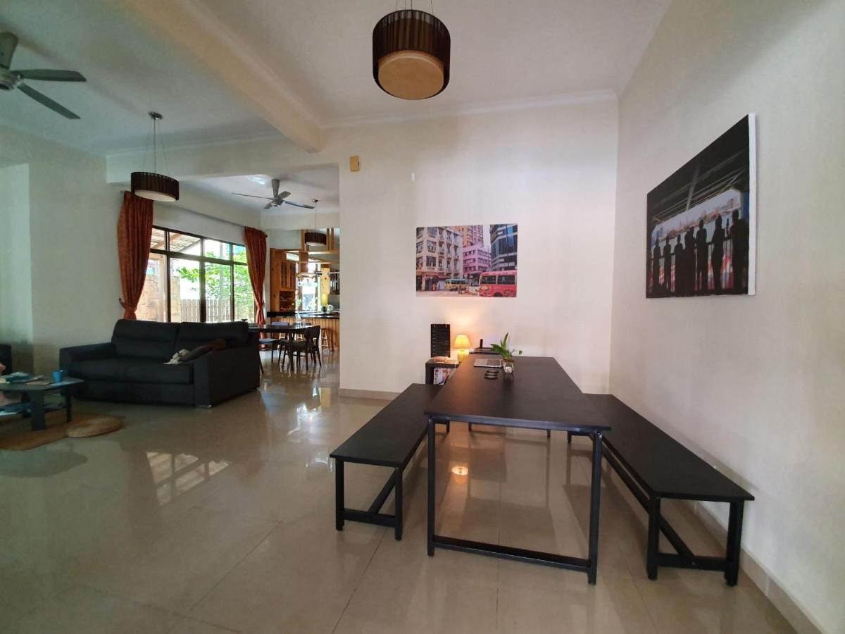 Eden Cosy Living Batu Ferringhi Exterior foto