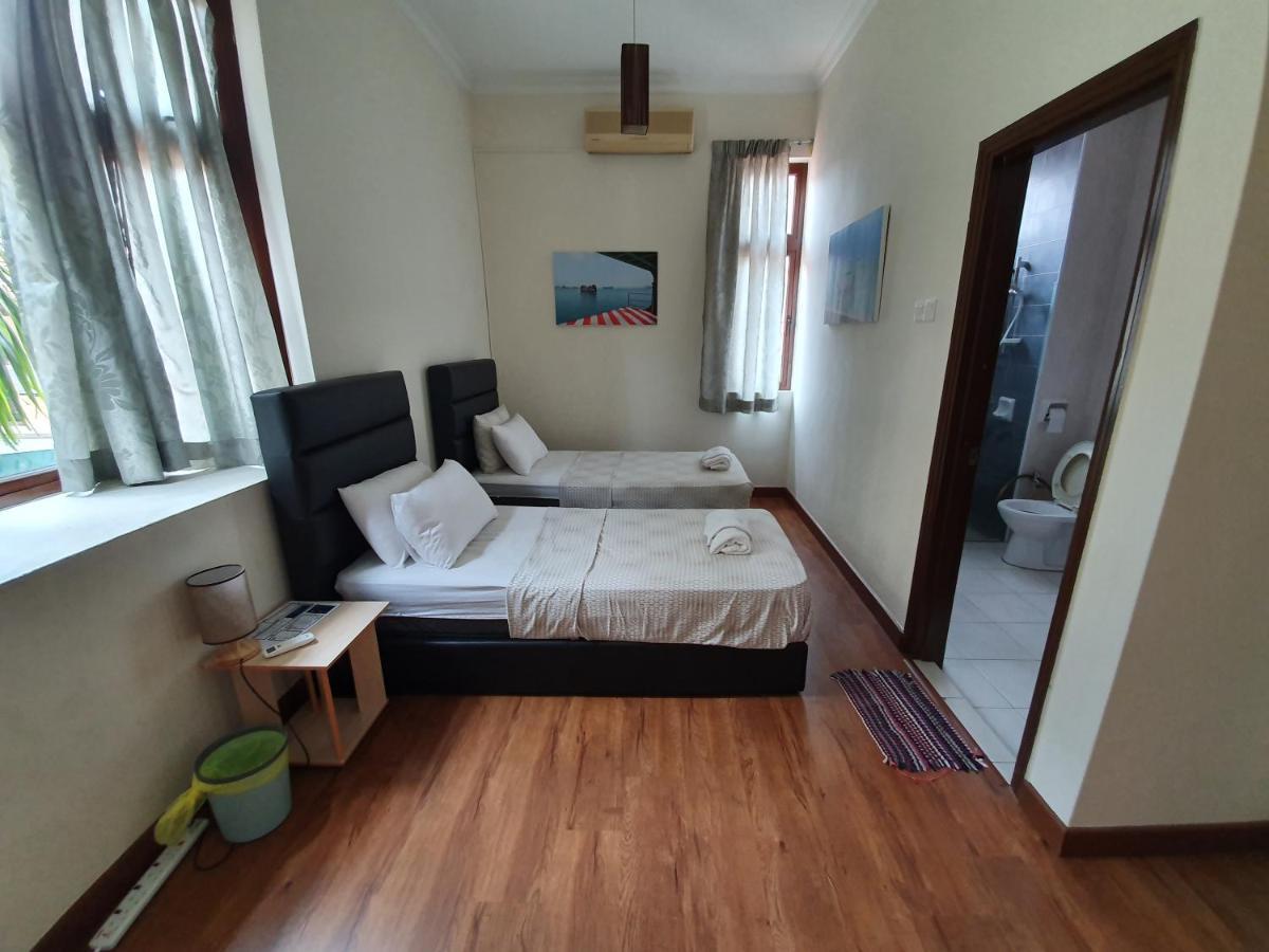 Eden Cosy Living Batu Ferringhi Exterior foto